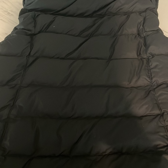 Athleta Down Puffer Vest CYA - Picture 5 of 8